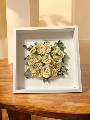 Gerahmter Strauß 35 x 35 cm mit Museumsglas